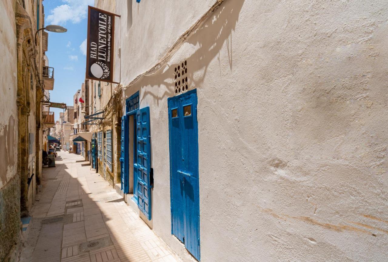 אסאוירה Riad Lunetoile מראה חיצוני תמונה