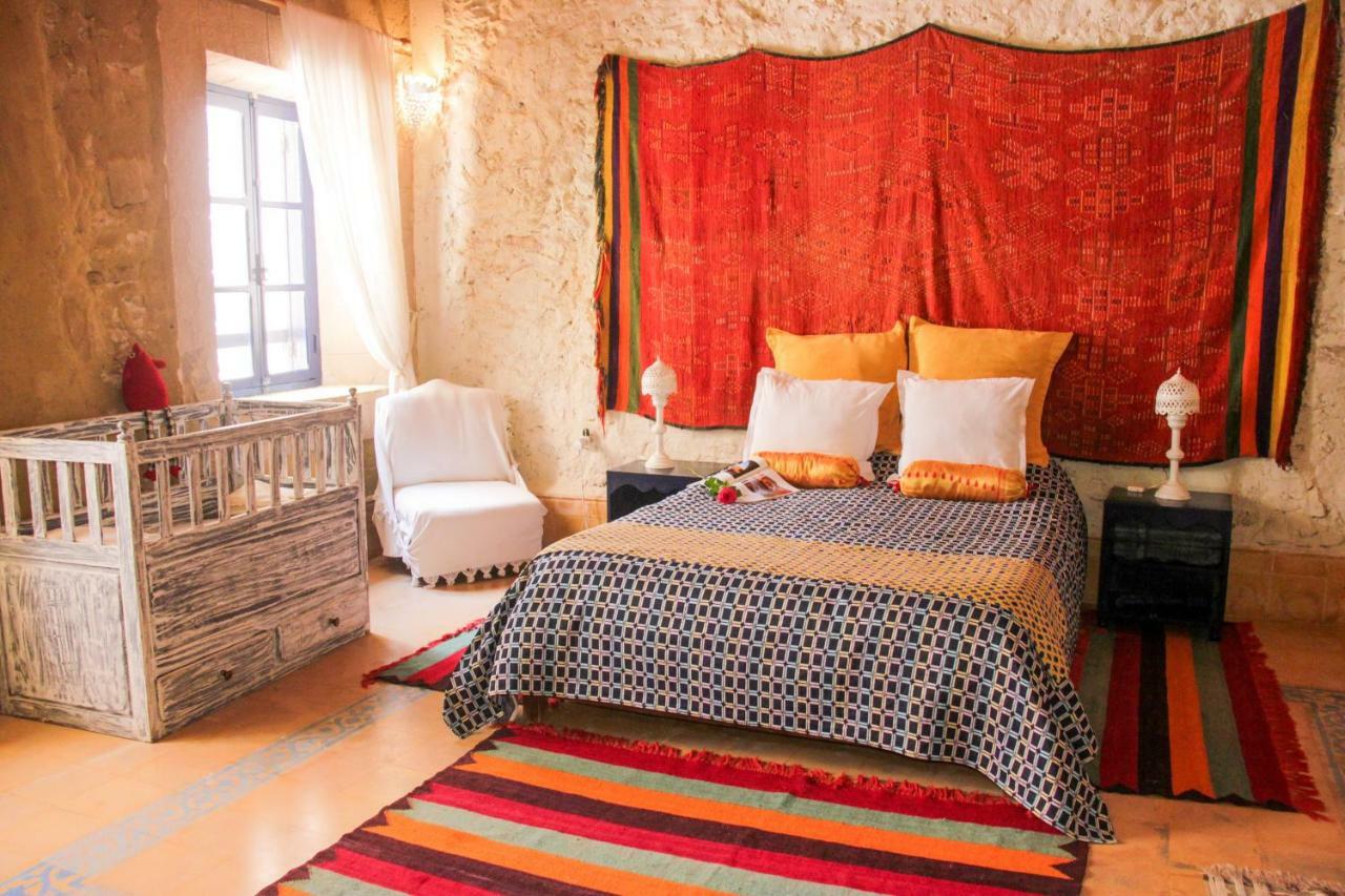 אסאוירה Riad Lunetoile מראה חיצוני תמונה