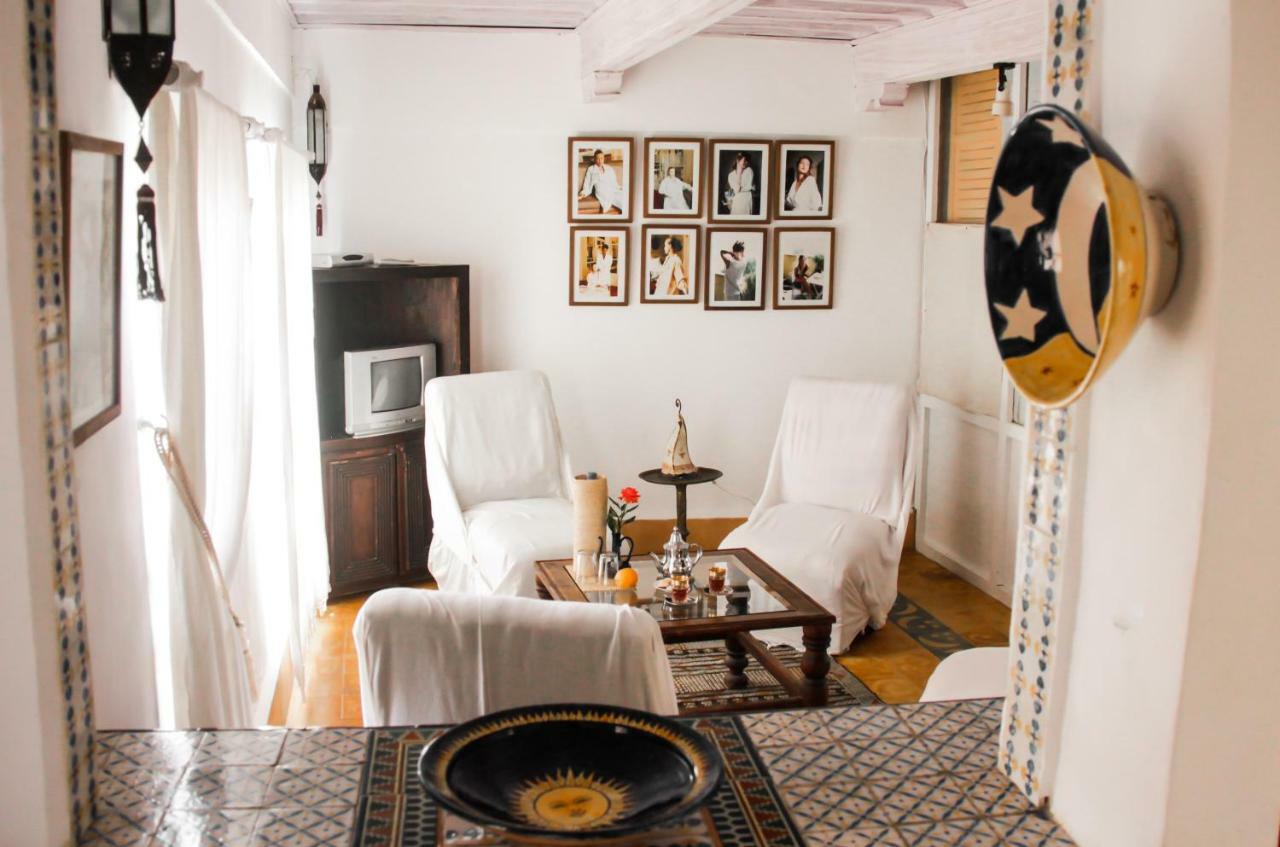 אסאוירה Riad Lunetoile מראה חיצוני תמונה