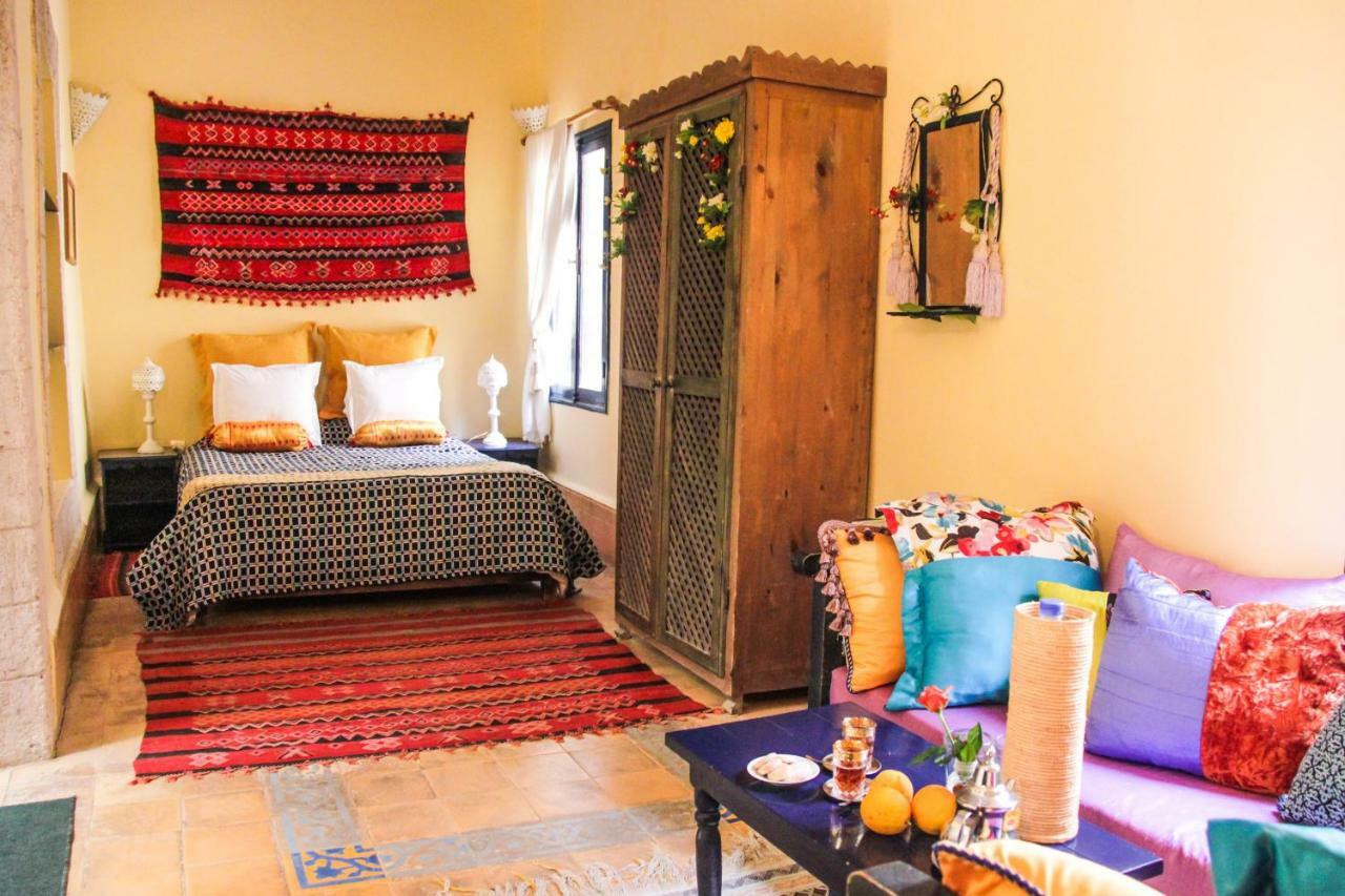 אסאוירה Riad Lunetoile מראה חיצוני תמונה